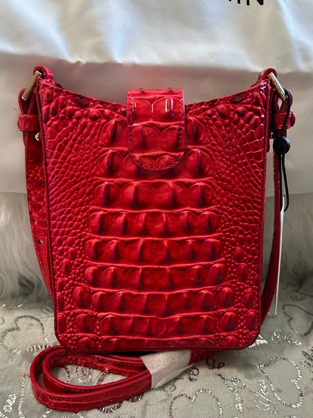 NWT Brahmin, Sm Sriracha Red Melbourne Marley Croco-Embossed Crossbody